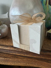 Load image into Gallery viewer, Wooden Refillable Paper Cube