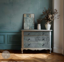 Load image into Gallery viewer, Redesign with Prima Double Delight Decoupage Fibre Paper Set - Jardin Des Cherubins 2 Sheets