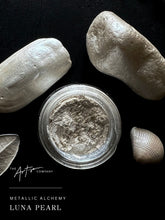 Load image into Gallery viewer, Luna Pearl - Metallic Concentrate
