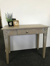 Load image into Gallery viewer, Hallway or Side Table