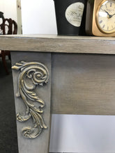 Load image into Gallery viewer, Hallway or Side Table