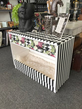 Load image into Gallery viewer, Pet bed