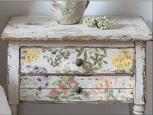 Load image into Gallery viewer, IOD Decor Transfer Pad 20 x 30.5cm - Sarah Featon&#39;s Botanicals (8 Sheets)
