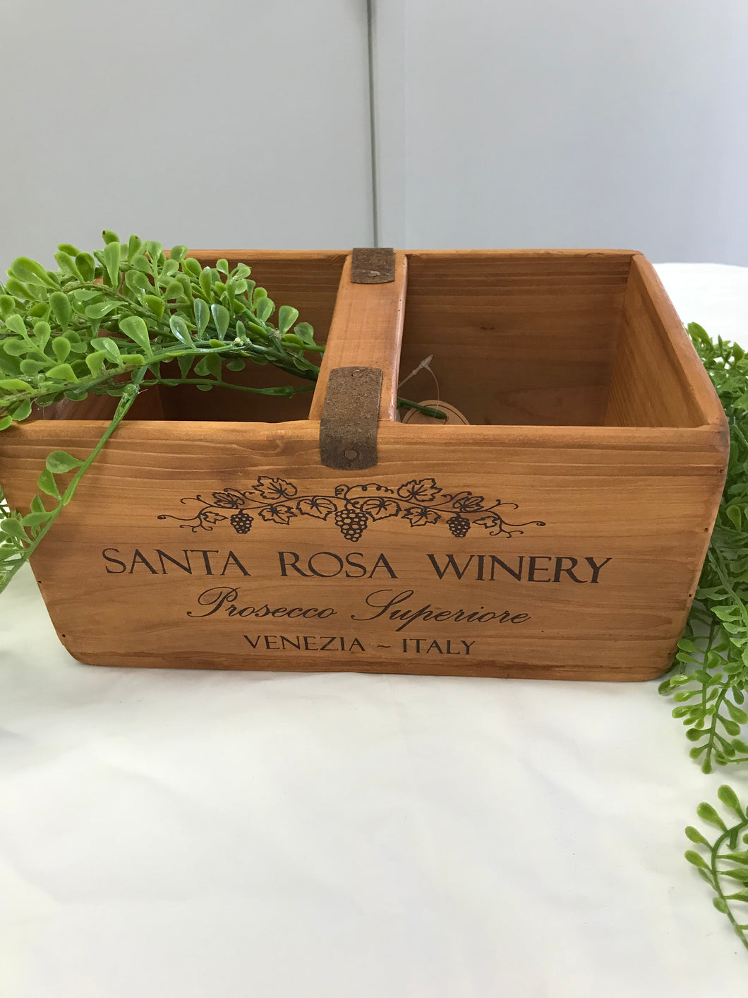 Santa Rosa Winery Wooden Handle Box